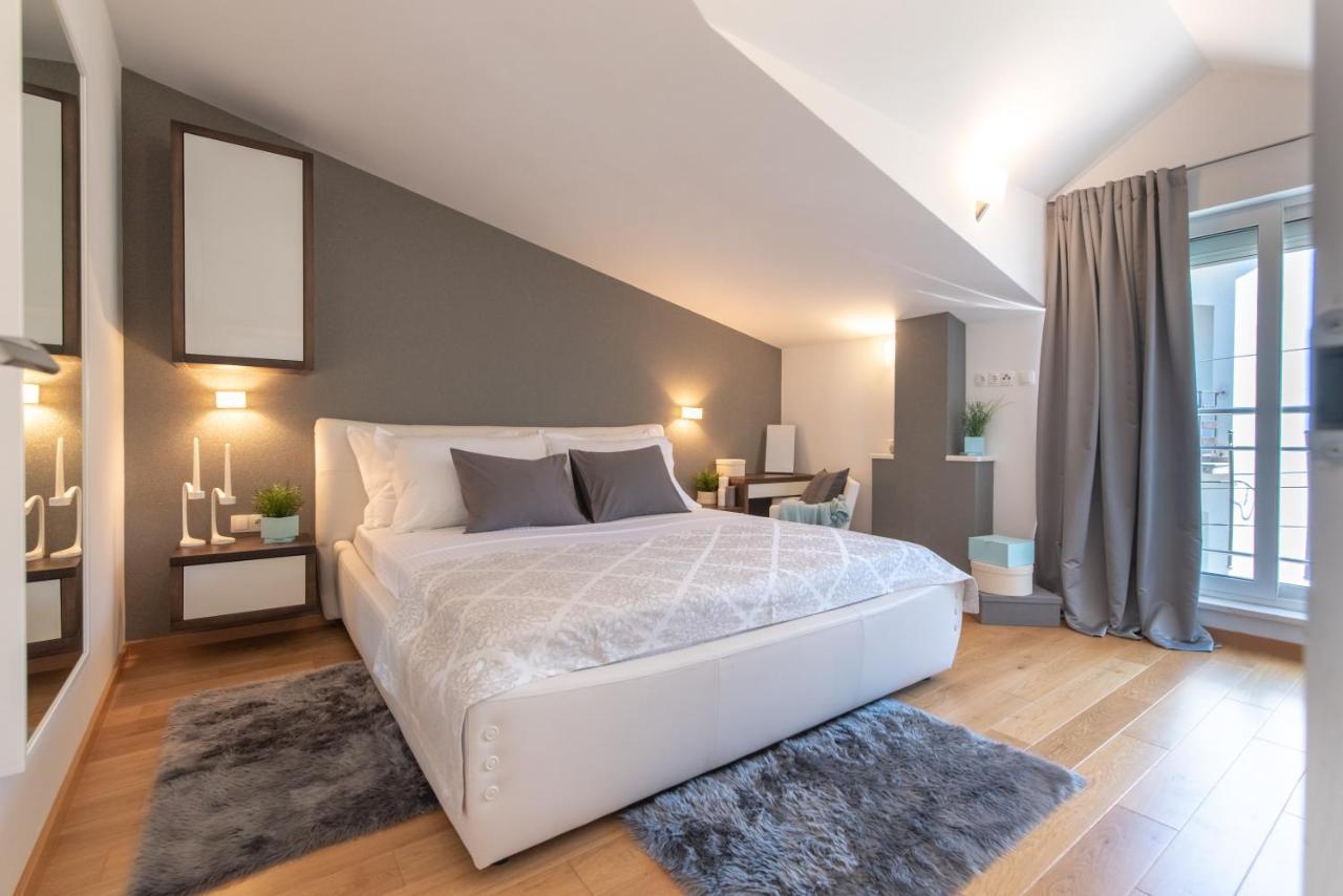 Apartments Belmat Trogir Exterior photo