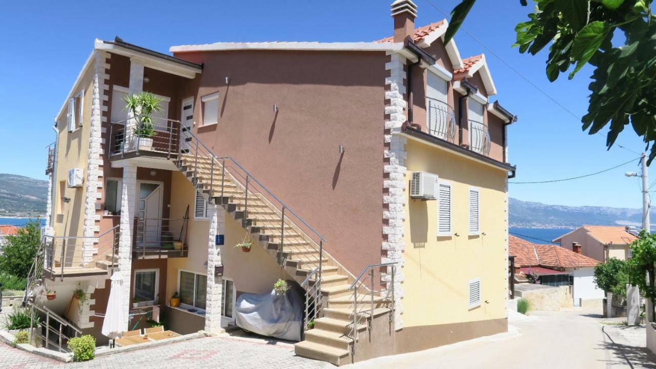 Apartments Belmat Trogir Exterior photo